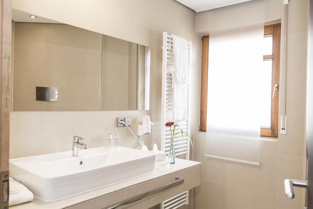 Hotel & Restaurant Becher Donzdorf Экстерьер фото